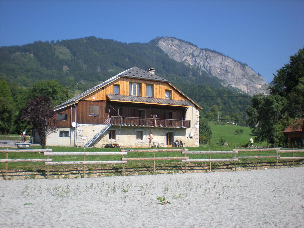 Les Paddocks Du Mont Blanc Mieussy Exterior photo