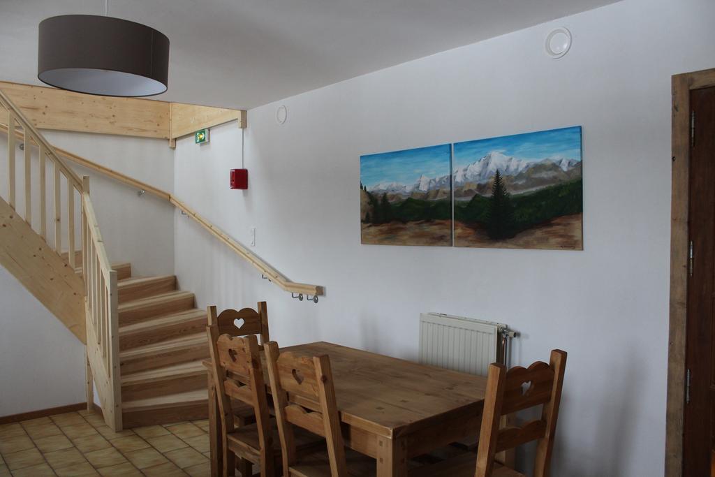 Les Paddocks Du Mont Blanc Mieussy Room photo